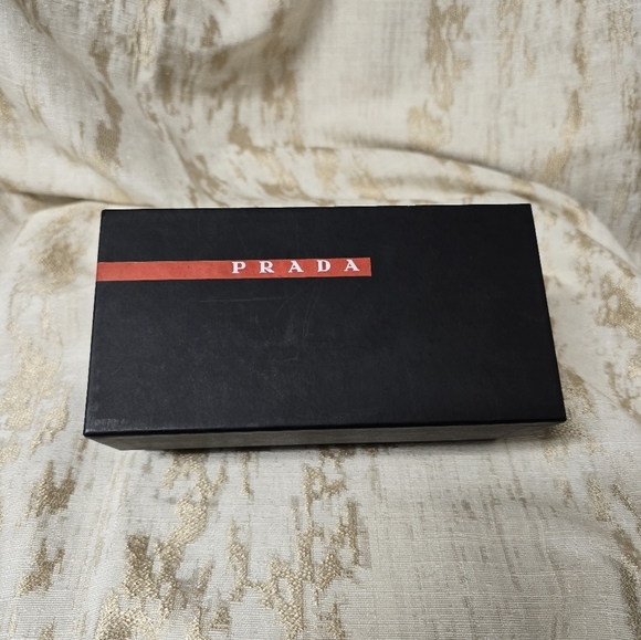 Prada Aviator Red Sunglasses Silver Tone Metal Gradient Lenses Includes Vintage - Picture 8 of 16